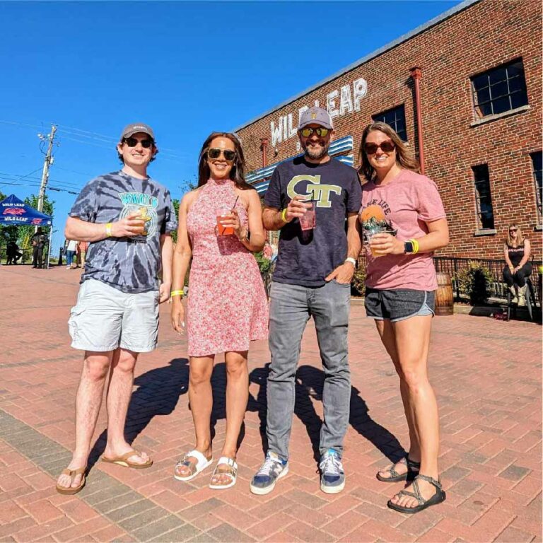 Atomic-Brand-Energy-About-1x1_Team 2